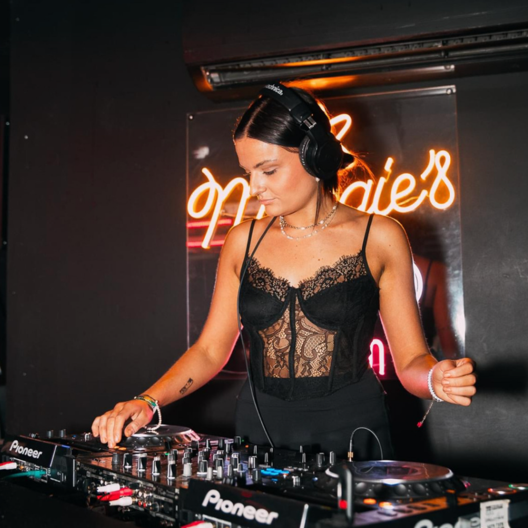 dj-luci